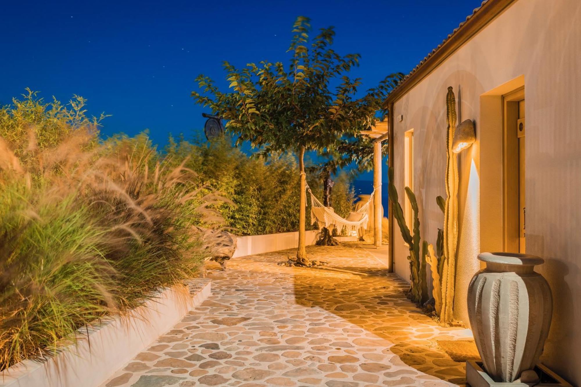 Spathes Kefalonia - Luxury Villa Ratzaklion